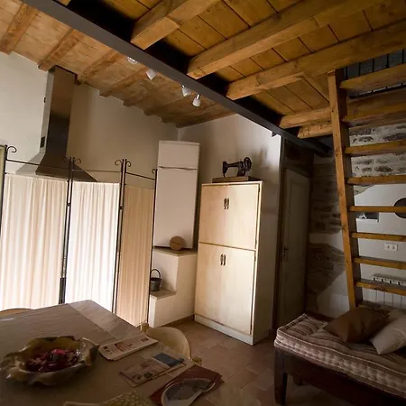 Turistici Vicolo S. Chiara Apartmán